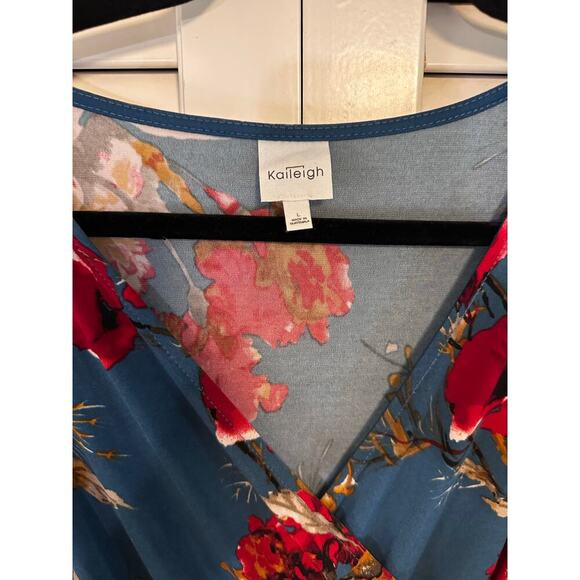 Kalleigh Blue Floral Faux Wrap Dress – Short Sleeve Fit & Flare, Size L - Picture 2 of 5